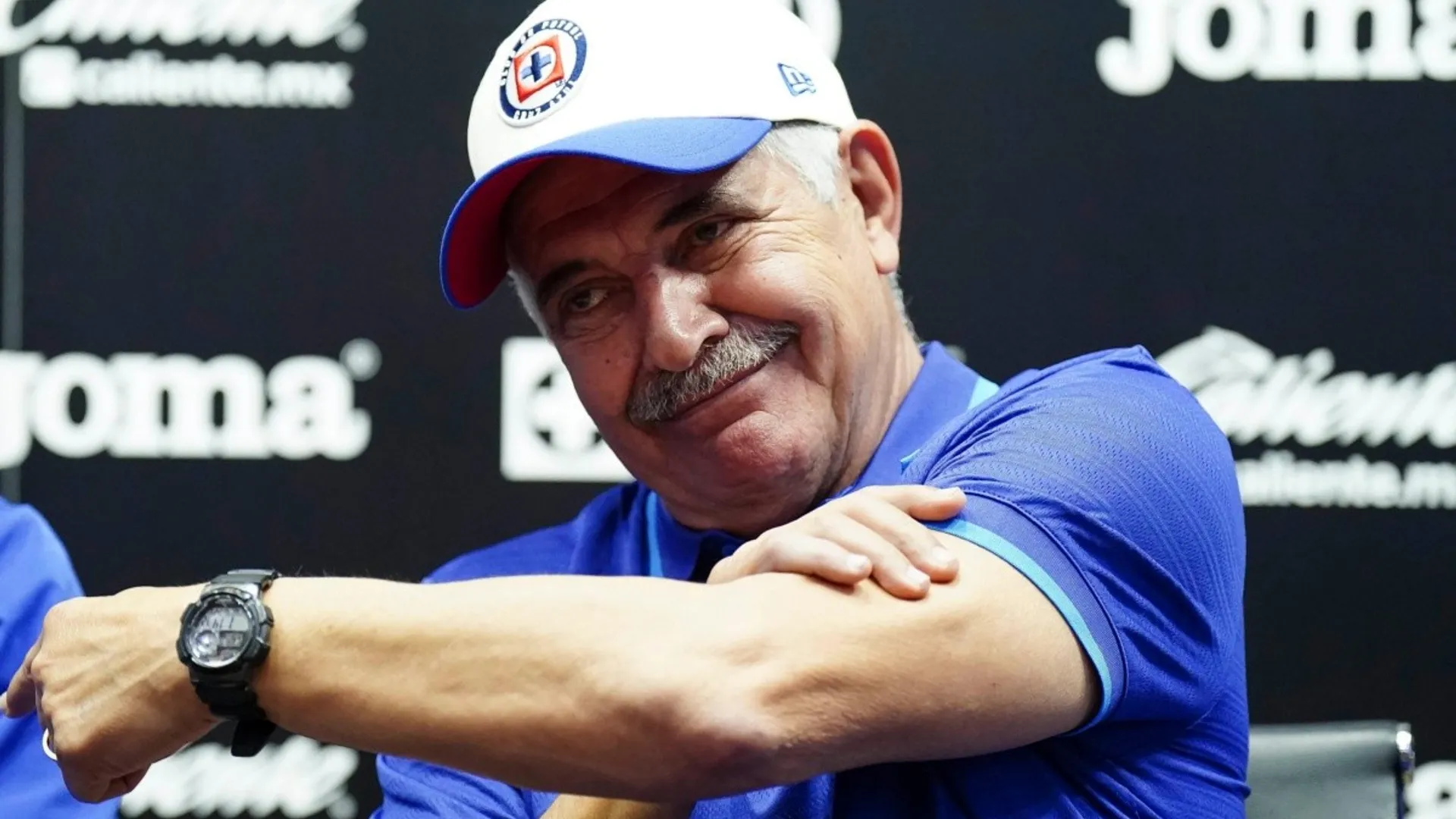 Tuca Ferretti ya está registrado en la Liga MX y listo par debutar con Cruz Azul