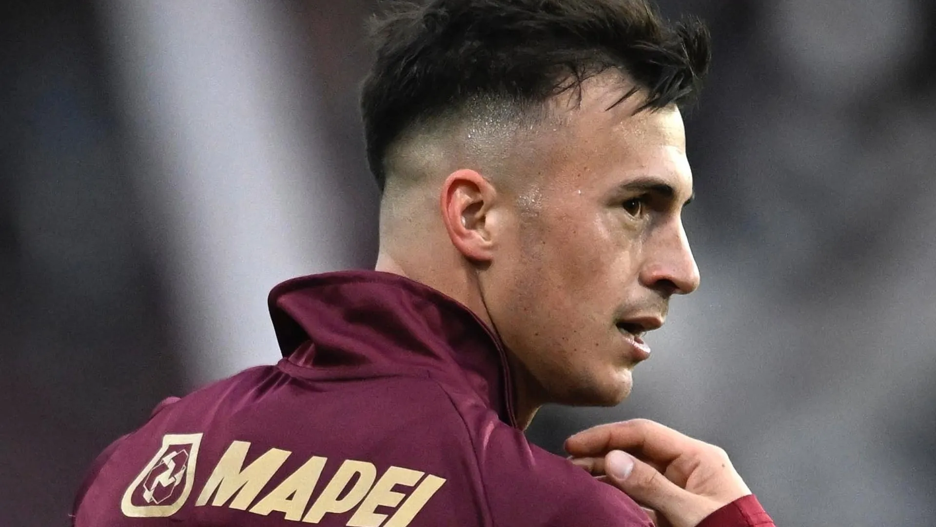 POLÉMICA: Augusto Lotti se mete en serios problemas con la afición de Lanús