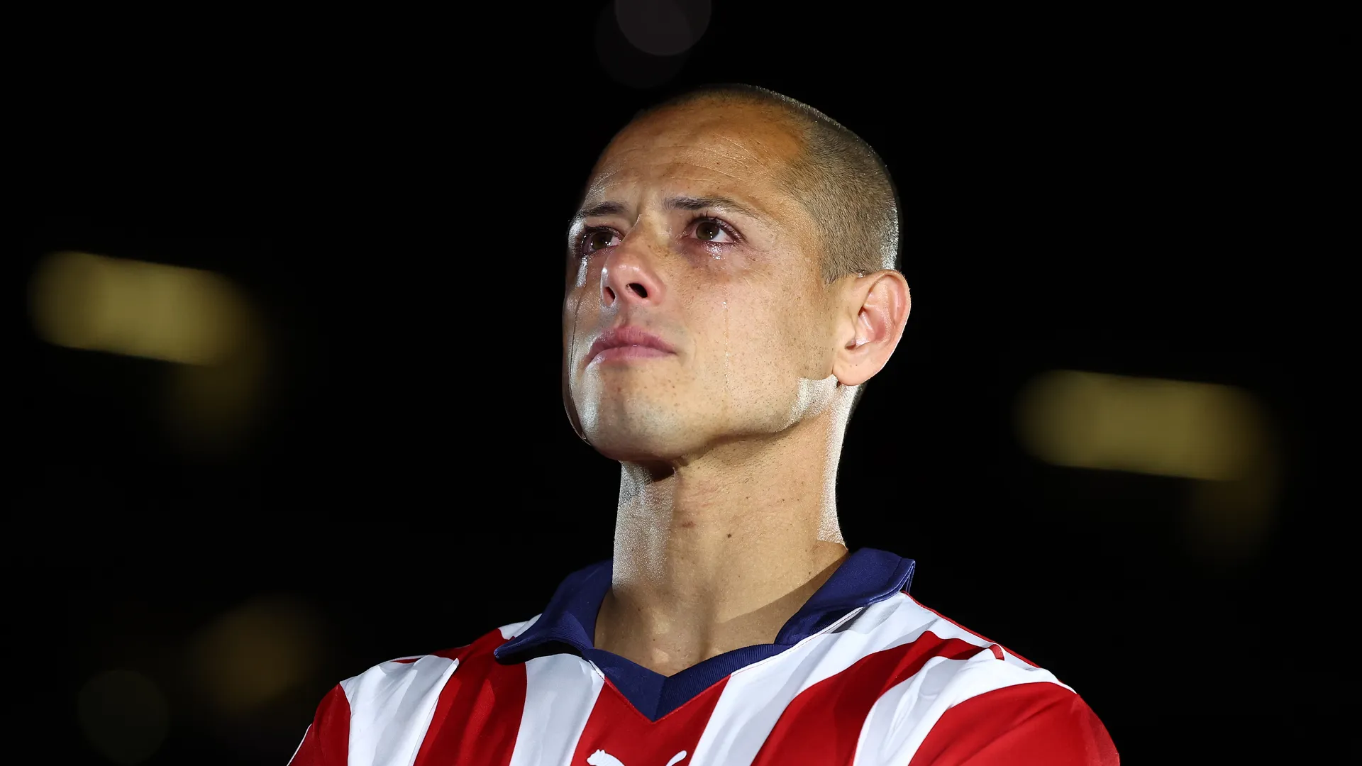 Atento Cruz Azul: Afición de Chivas coparía el Azteca en homenaje a Chicharito Hernández