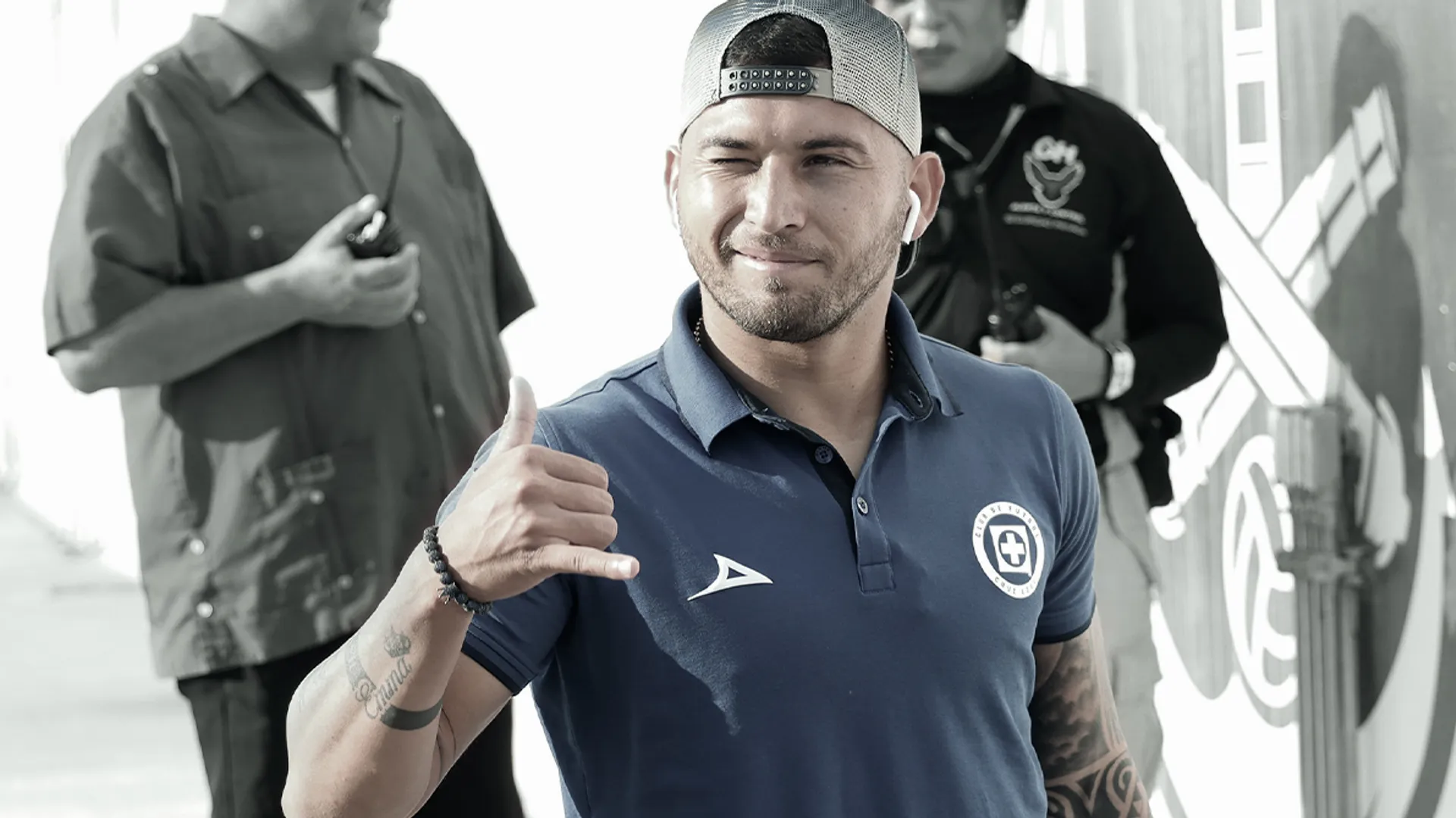 Juan Escobar se va: Cruz Azul ya entrena en el Estadio Azul sin el capitán