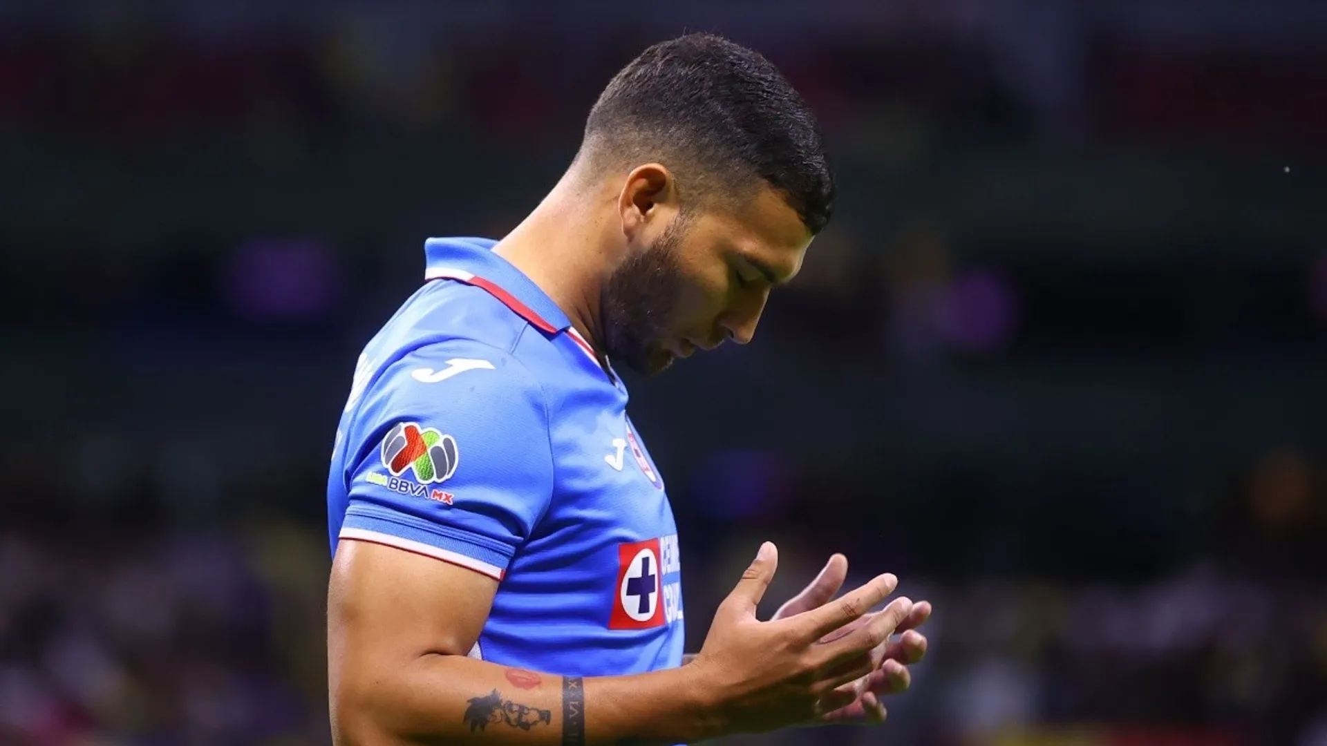 ESPECIAL | Juan Escobar ha visto pasar a 17 extranjeros por Cruz Azul