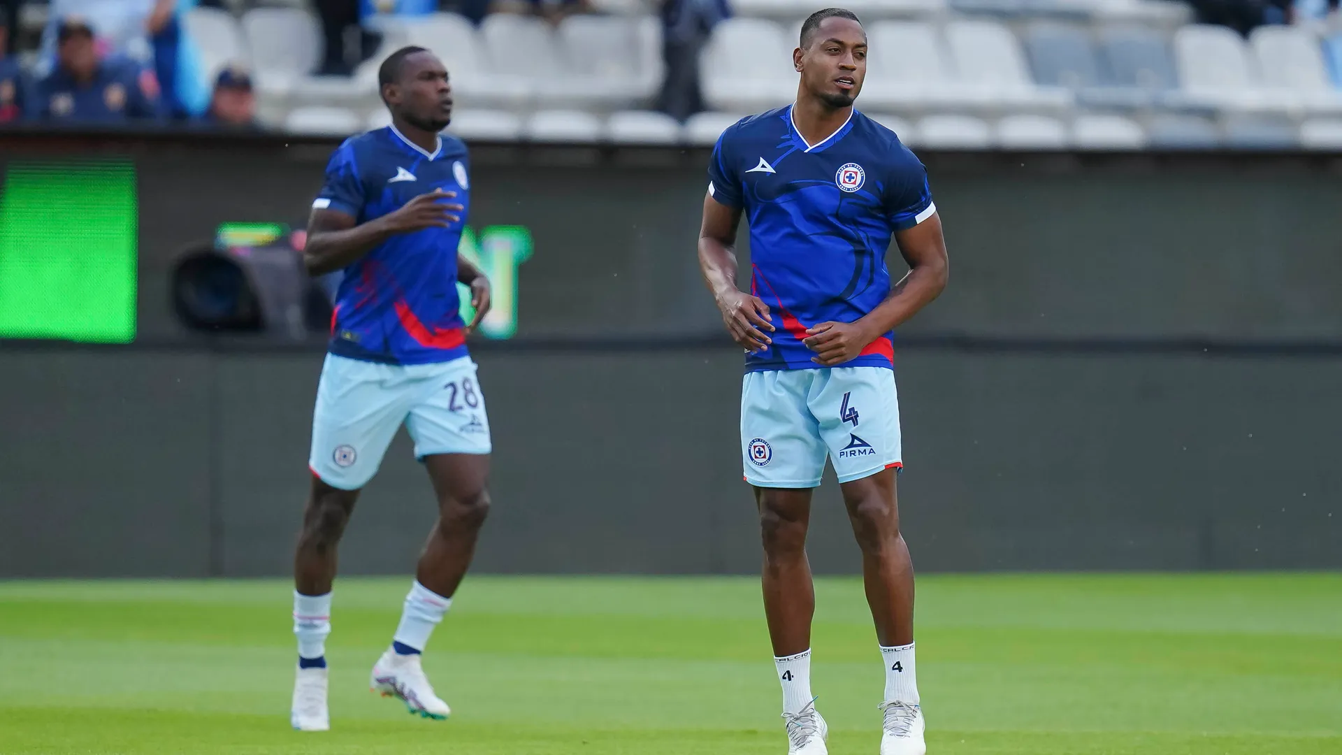 A lo CR7: Cruz Azul presume del nuevo look de Willer Ditta para el partido contra Mazatlán