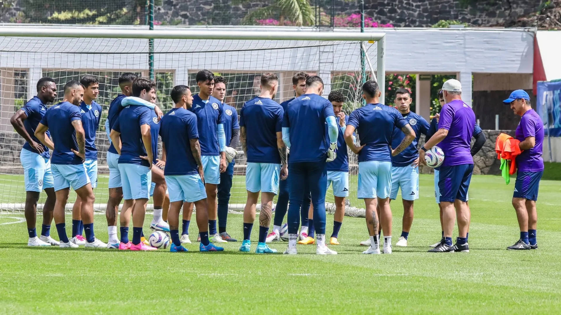Buenas noticias: Cruz Azul finalmente tendrá plantel completo