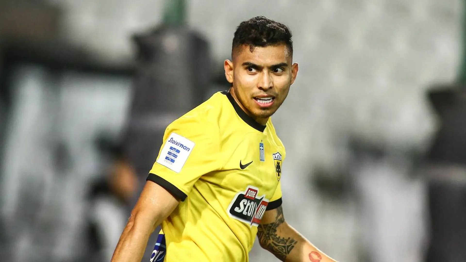 América pretende repatriar a Orbelín Pineda en verano