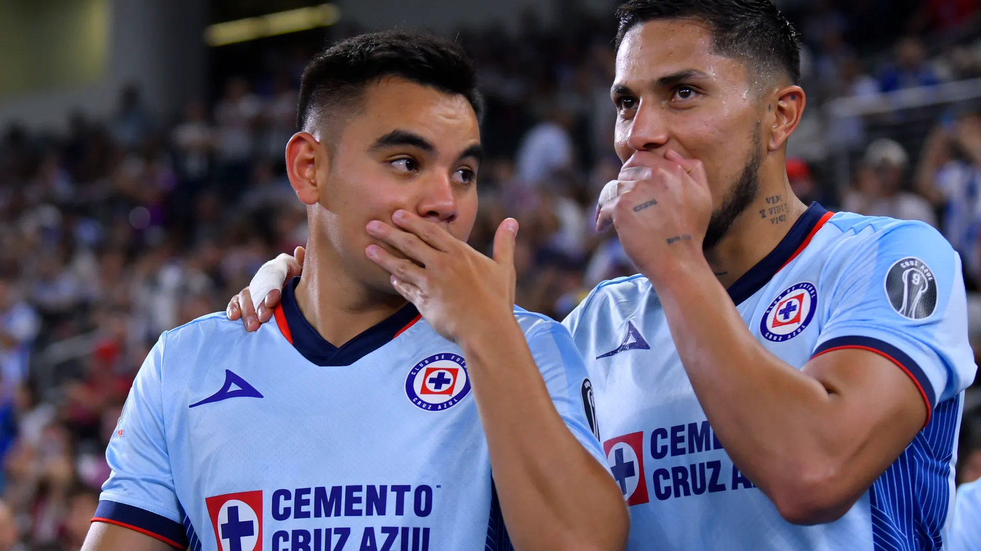 Carlos Rodríguez y Carlos Salcedo, titulares contra Tigres.