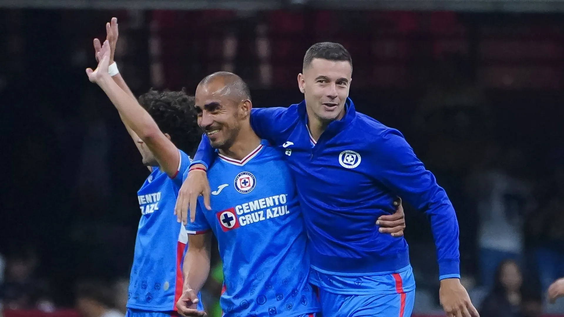 Rafael Baca, baja de último momento de la convocatoria de Cruz Azul