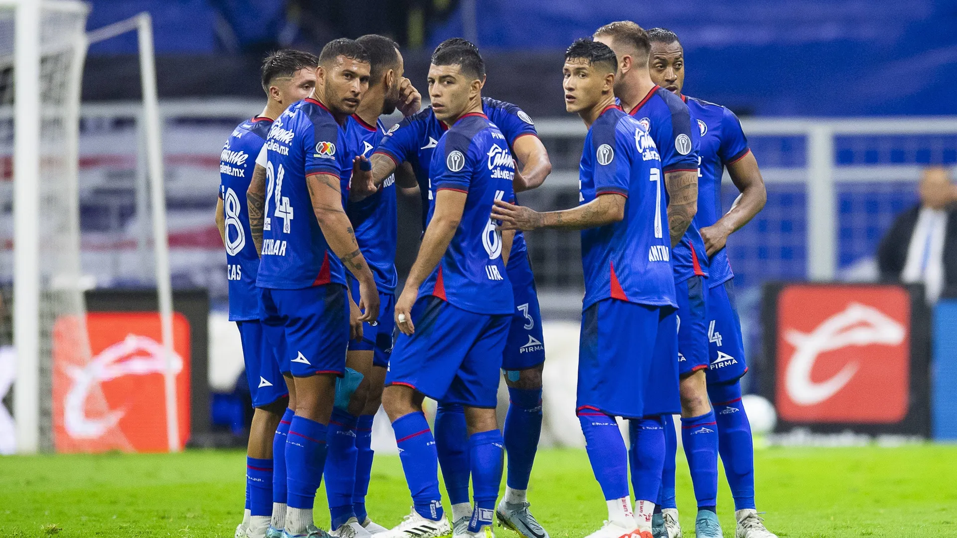 Cruz Azul cierra el mercado de fichajes y apunta a Mazatlán.