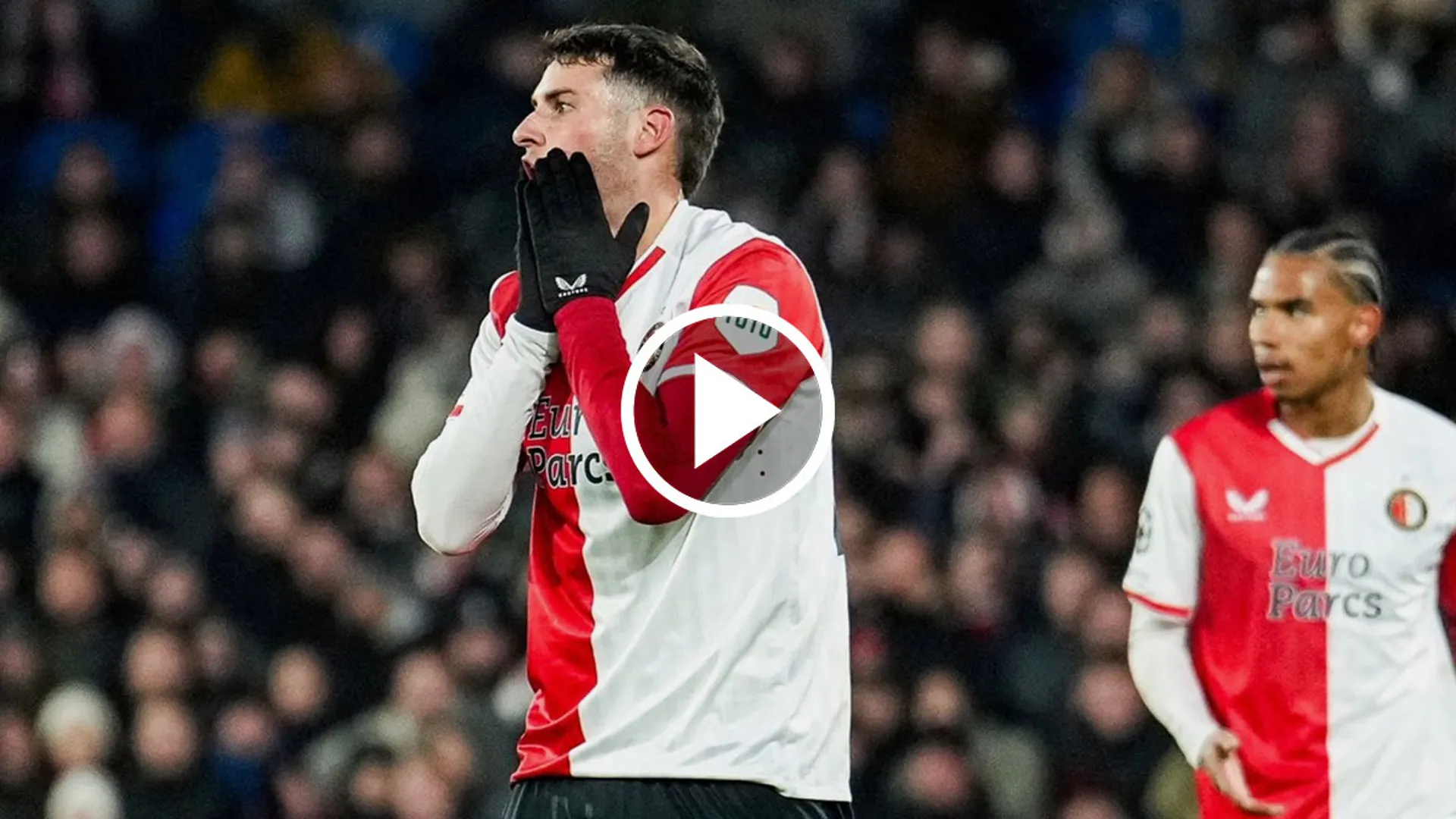 Santiago Giménez marca gol en contra del Feyenoord en la Champions League