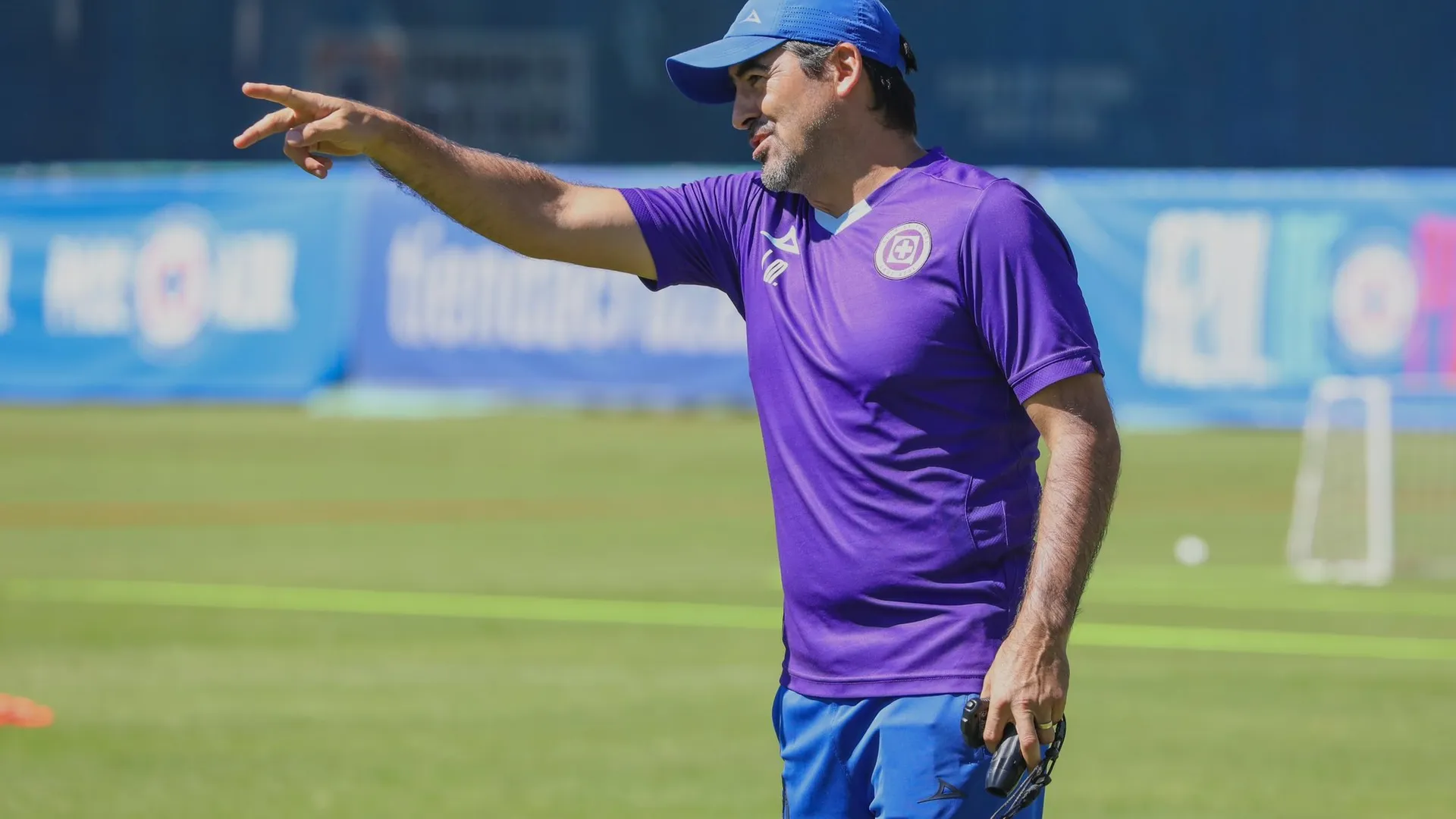 Joaquín Moreno ya entrena a Cruz Azul de cara al regreso del Apertura 2023