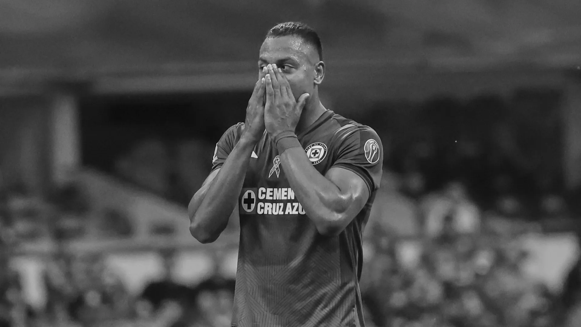 NO es por las expulsiones: la razón por la que Willer Ditta perdería su lugar en Cruz Azul