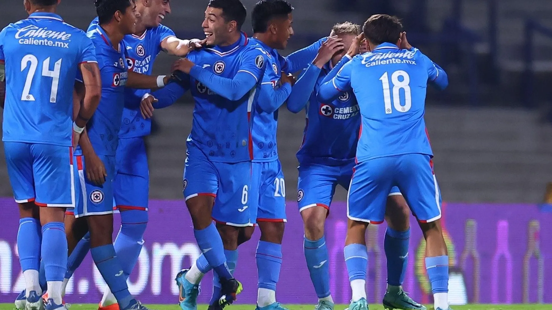 Rumbo al duelo contra Bravos, Cruz Azul recupera una de sus mejores armas