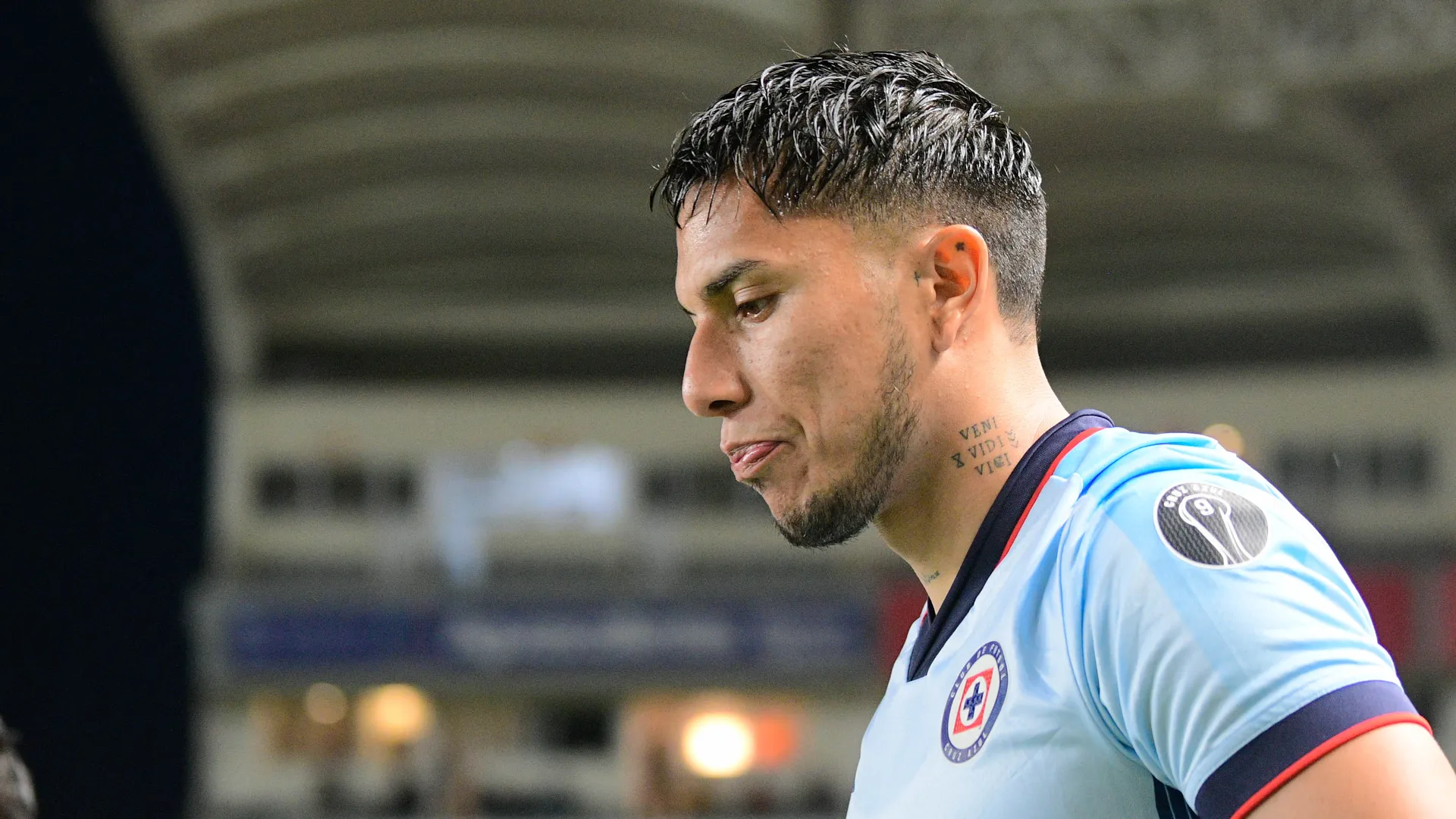 El mal negocio de Cruz Azul con Carlos Salcedo