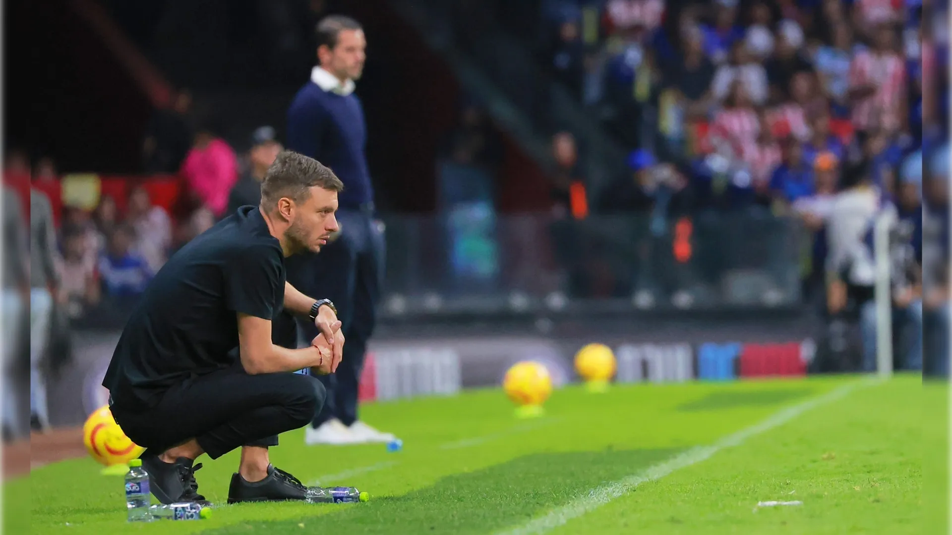 Revolucionaria alineación de Martín Anselmi confunde al sistema de la Liga MX