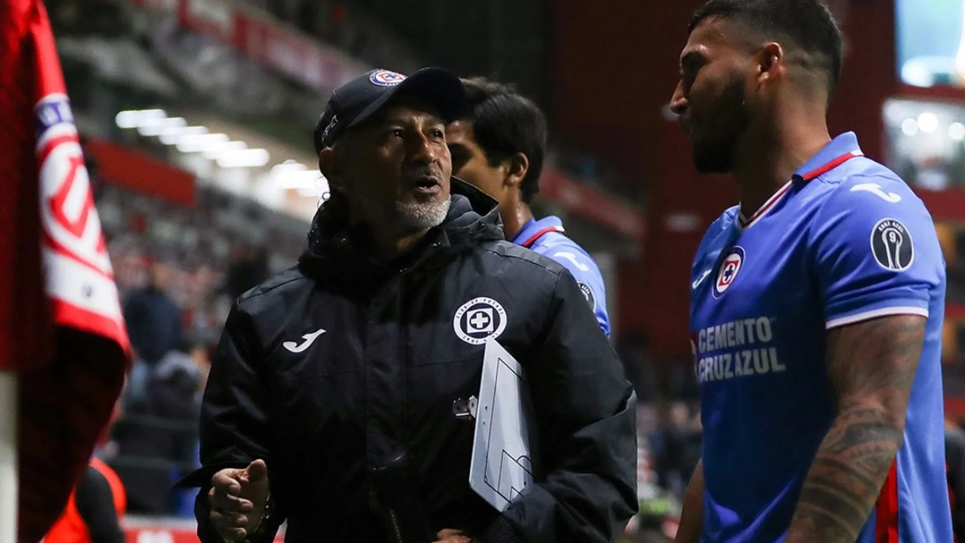 "Estamos a tope con él", los jugadores de Cruz Azul quieren 'rescatar' al Potro ante Toluca