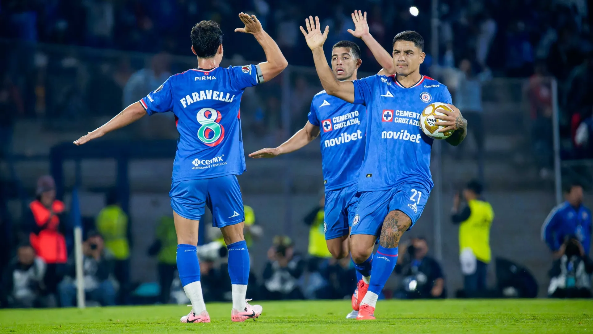Tigres UANL vs Cruz Azul: los mejores pronósticos para la vuelta de las semifinales del Apertura 2025 de la Liga MX