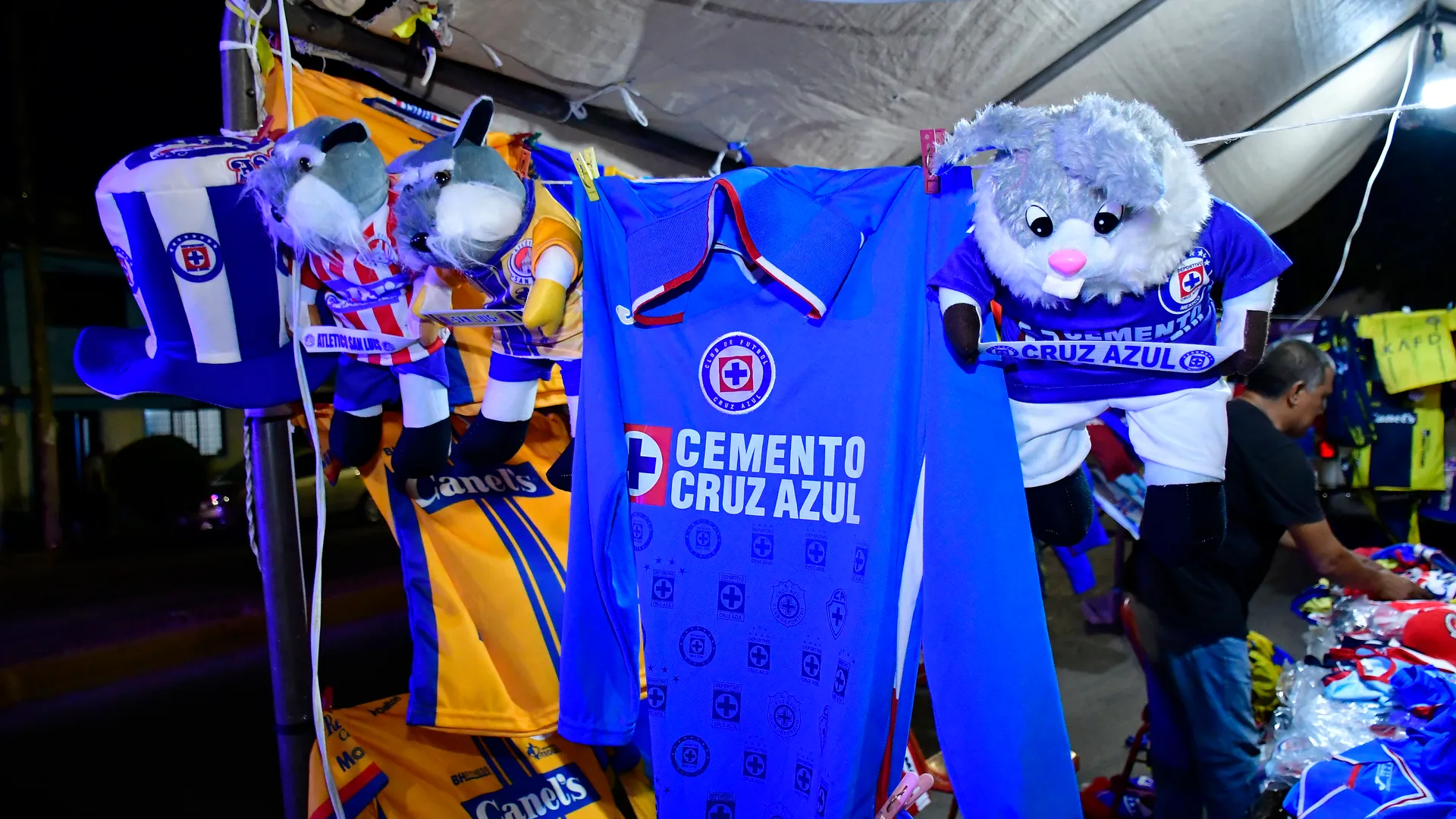 Por fin: Cruz Azul presentará su nuevo uniforme ante el Querétaro en la Jornada 5