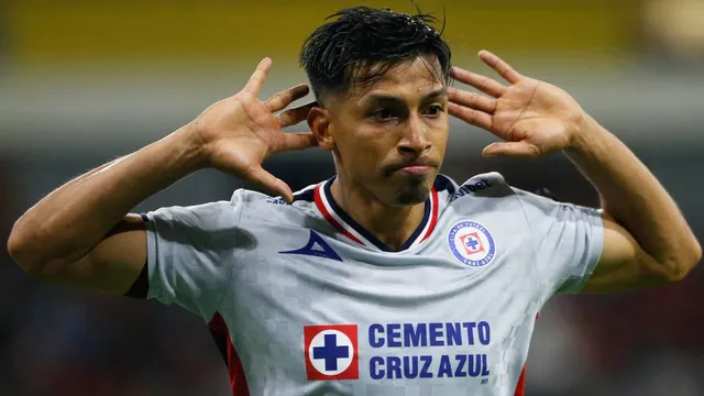 El inesperado premio que recibió Ángel Sepúlveda tras el hat-trick