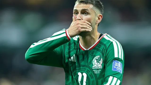 El Milan define el futuro de Santiago Giménez y no gustará al canterano de Cruz Azul