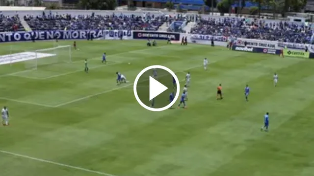 Cruz azul fue un vendaval en el inicio del amistoso ante Comunicaciones.