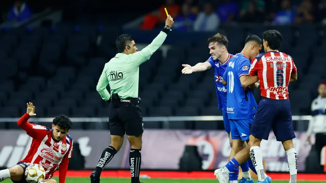Quintero Hernández pitó por última vez a Cruz Azul ante Chivas en Liguilla.