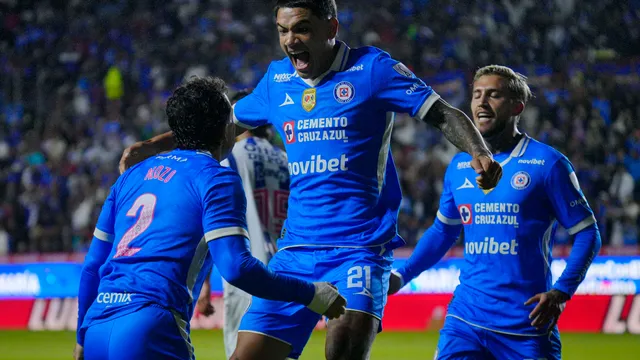 Gabriel Fernández volvió a anotar con Cruz Azul.