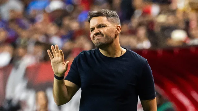 Nicolás Larcamón pasa la página tras perder el invicto de Cruz Azul.