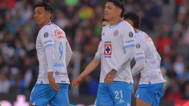 Ángel Sepúlveda y Gabriel Fernández se "pelean" por un lugar en el equipo titular.