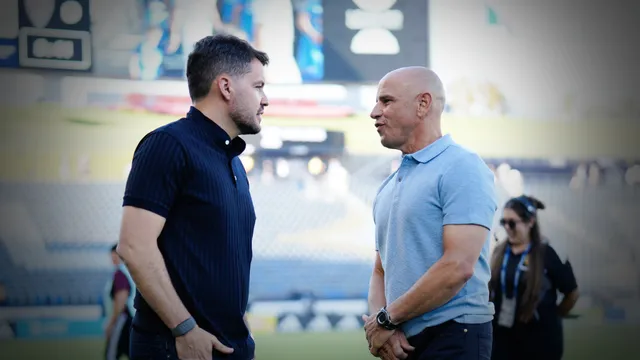 Chris Armas se rindió a los pies del equipo que comanda Larcamón.