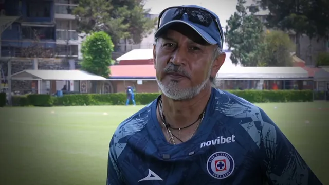 El Potro Gutiérrez habló de forma contundente en su primera entrevista como DT de Cruz Azul Femenil.