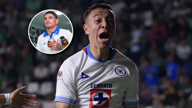 El ex Mazatlán felicitó al uruguayo tras su agónico gol.