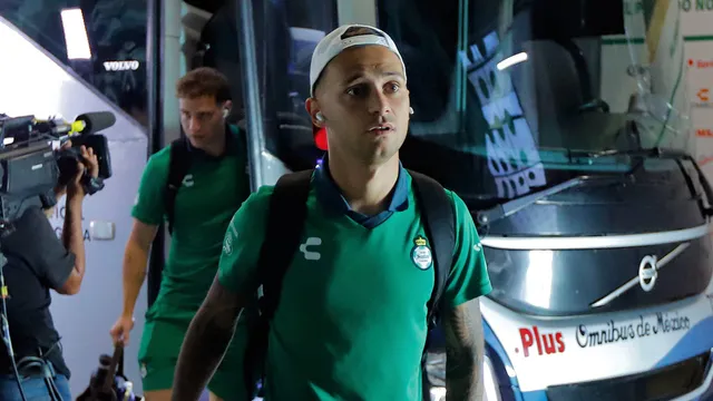 Fran Villalba, estrella de Santos, expresó su respeto por Cruz Azul