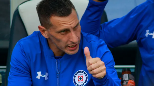 Ex Cruz Azul reveló la influencia que tuvo Chaco Giménez en su carrera