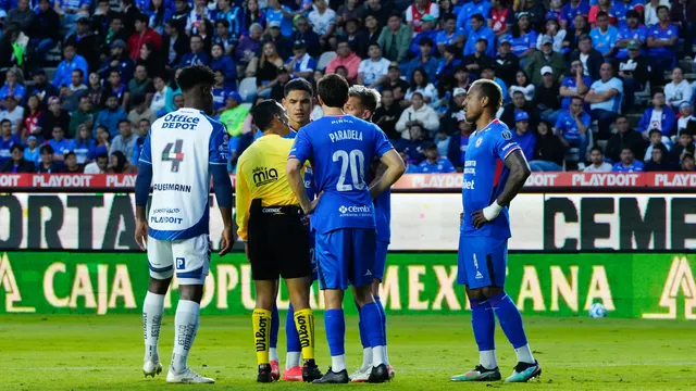 Contundente decisión de la Liga MX con los árbitros del Cruz Azul vs. Pachuca tras las polémicas