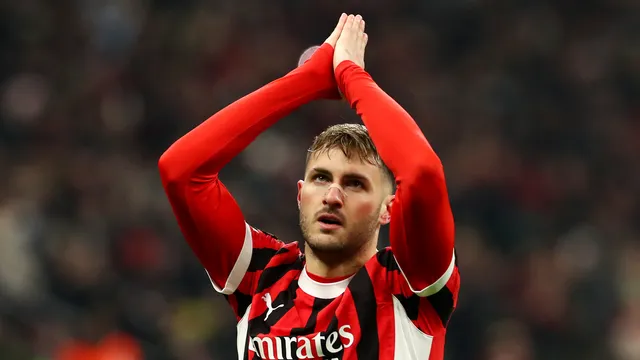¿A Luka Modric? El AC Milan de Santiago Giménez llama "estúpido" a su último refuerzo