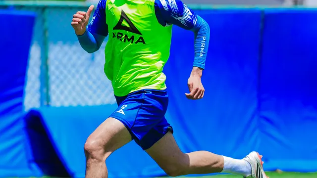Alan Montes dio la nota en el juego del equipo Sub-21 ante Atlante.