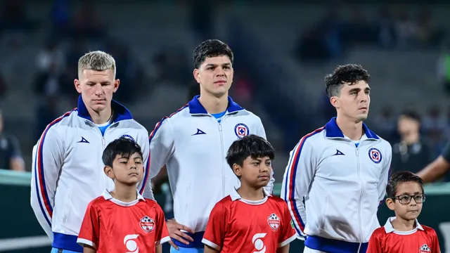 No solo Mateusz Bogusz: el jugador de Cruz Azul al que Nicolás Larcamón está borrando de a poco