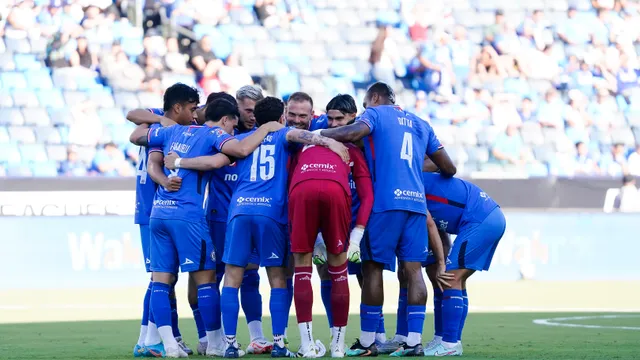 Cruz Azul llega con una ligera ventaja al cierre en la lucha por la tabla anual de Liga MX.