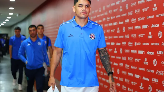 El Toro Fernández ya puede comenzar a negociar un precontrato como agente libre.