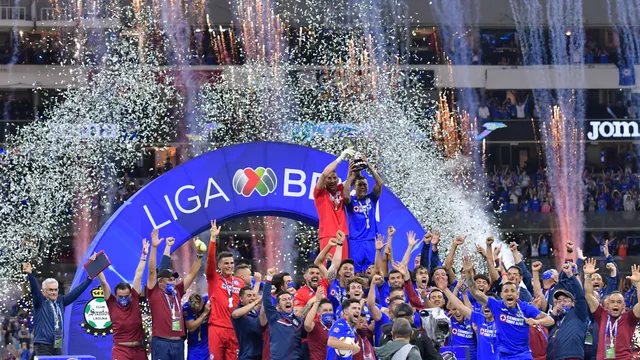 Tres campeones con Cruz Azul se juntan… y desafían a Boca Juniors y River Plate en Argentina