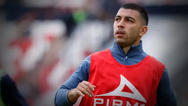 Erik Lira apunta al futbol europeo tras su gran Mundial con México.