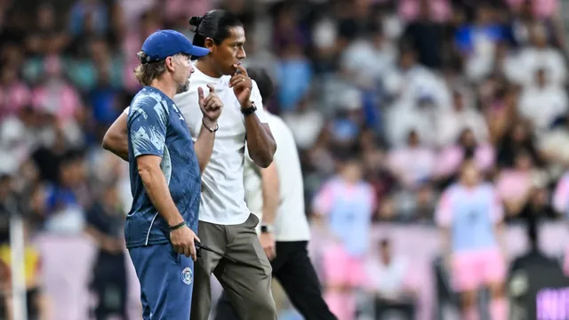 ¿Hay problemas entre Joel Huiqui y sus auxiliares? Esto pasará si despiden al DT de Cruz Azul