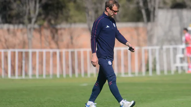 Iván Alonso, director deportivo de Cruz Azul, estuvo al frente de la gestión de fichajes.