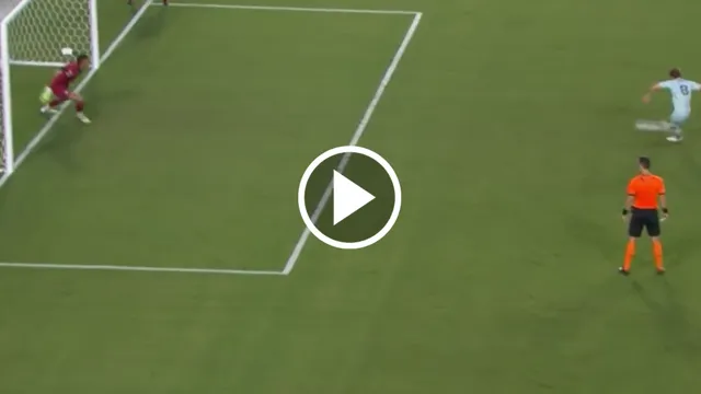 De villano a héroe: Así se vio el penal que atajó Kevin Mier para darle el triunfo a Cruz Azul