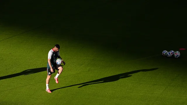 La publicación de Santiago Giménez después de ser borrado en el triunfo del Porto ante Benfica