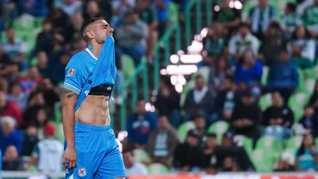 ¿Se arrepiente? Giorgos Giakoumakis sorprende con una historia recordando su paso por Cruz Azul
