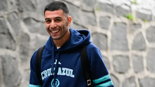 Erik Lira impone un récord en Cruz Azul y lo celebra en redes sociales: "Muchas gracias"