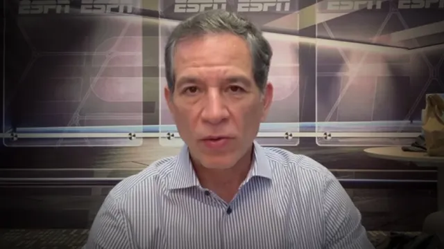 Javier Alarcón fue más allá del presente de Cruz Azul y marcó los aspectos que aún debe corregir.
