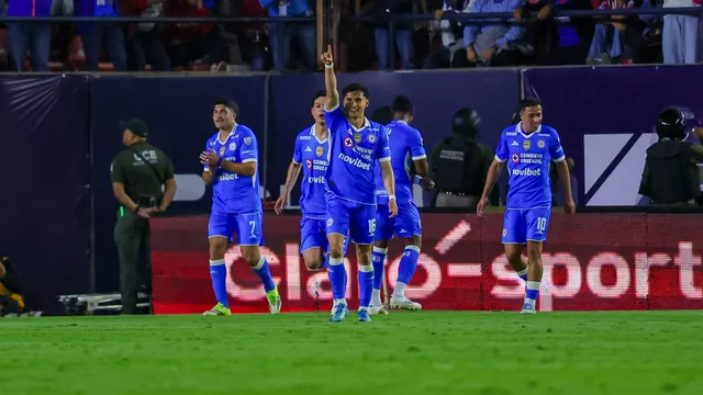 Jeremy Márquez fue la figura en el debut de Cruz Azul