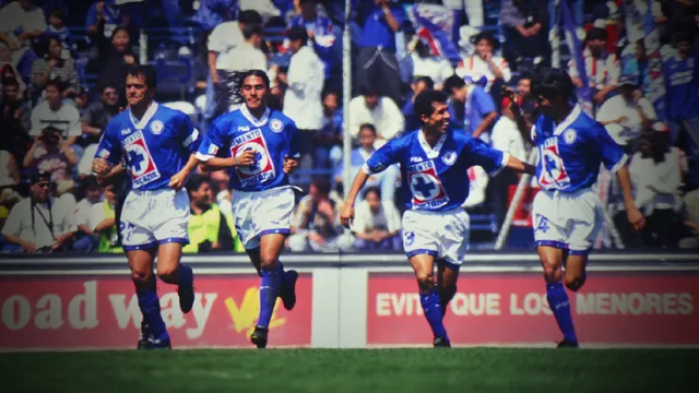 Cruz Azul cerró 1997 con el doblete: campeón del Torneo de Invierno y la Concachampions.