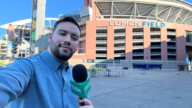 Adrián Esparza habló sobre las renovaciones de Charly, Lira y Amaury.